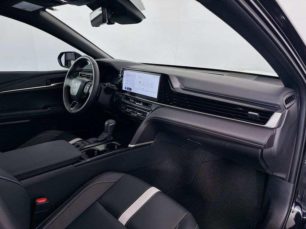 Thumbnail: 2025 Toyota Camry - 28