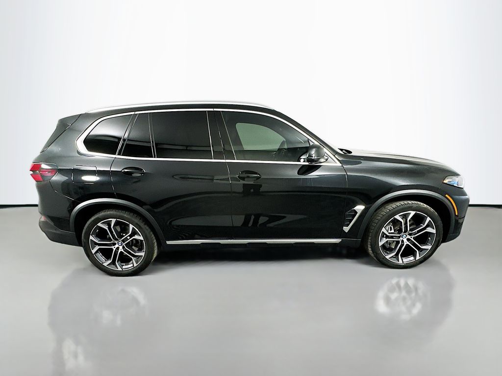 Thumbnail: 2024 BMW X5 - 4