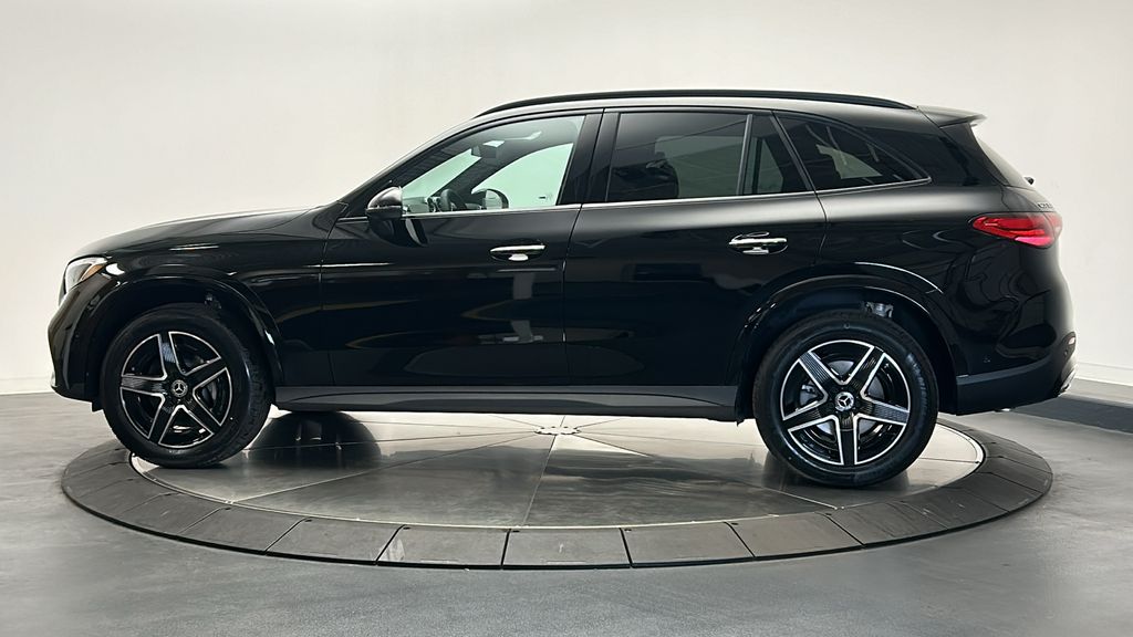 2025 Mercedes-Benz GLC 300 4