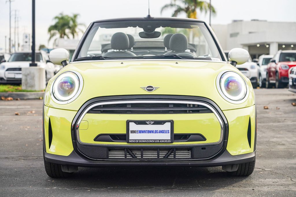 2022 MINI Cooper Signature 4