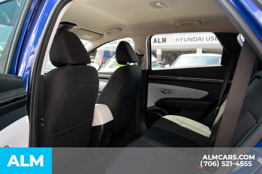 2023 Hyundai Tucson SE photo 12