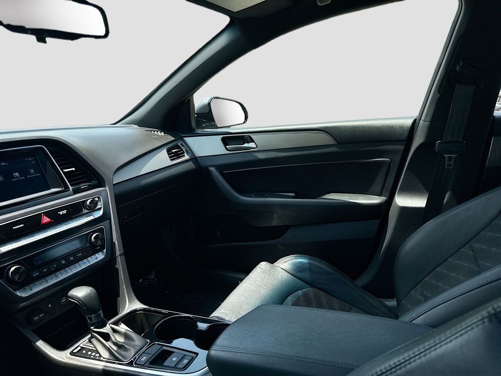 Used 2018 Gray Hyundai Sport+ image 24