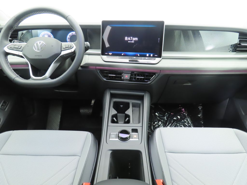 Thumbnail: 2025 Volkswagen Tiguan - 14