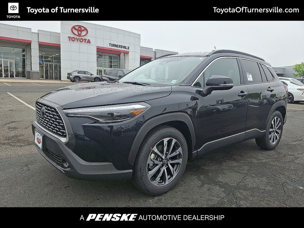 2025 Toyota Corolla Cross XLE -
                Turnersville, NJ