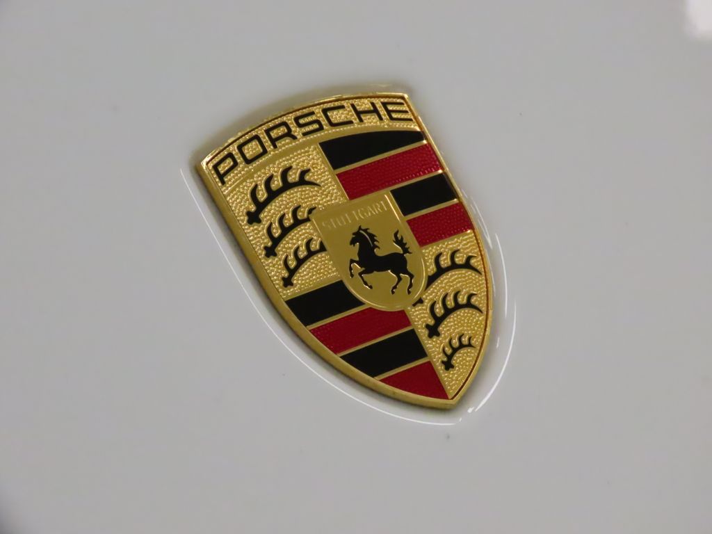 Thumbnail: 2020 Porsche 911 - 13