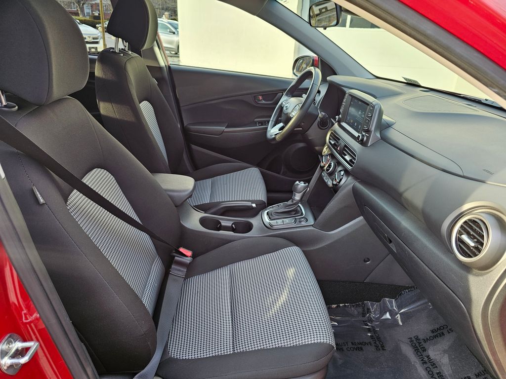 2020 Hyundai Kona SEL