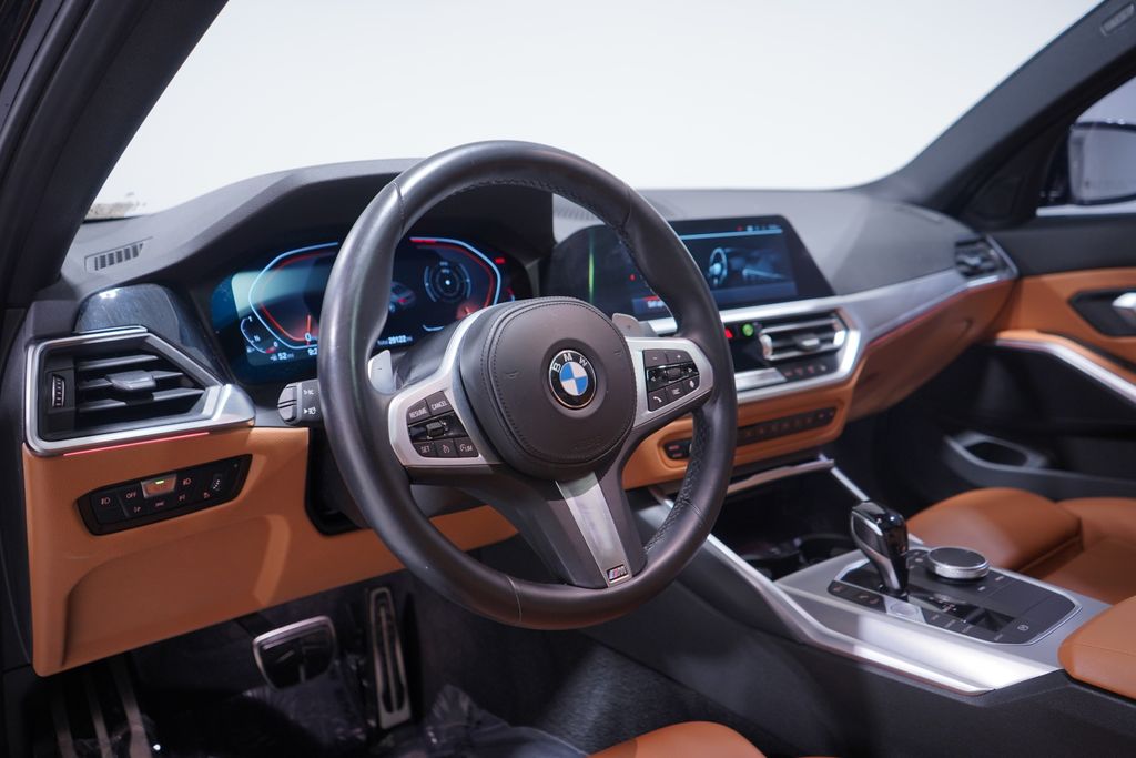 Thumbnail: 2022 BMW 3 Series - 6