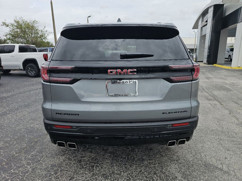 2024 GMC Acadia Elevation 4