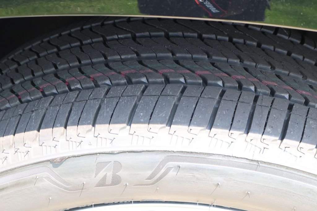 Thumbnail: 2025 Chevrolet Tahoe - 6