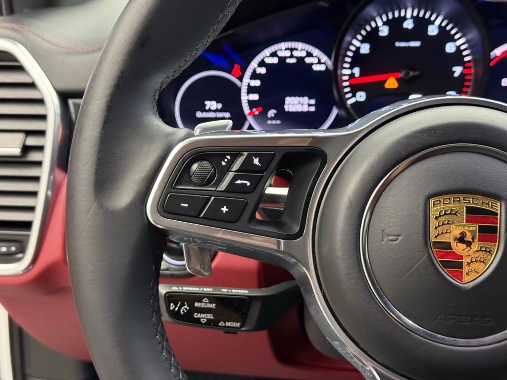 2021 Porsche Cayenne S 13