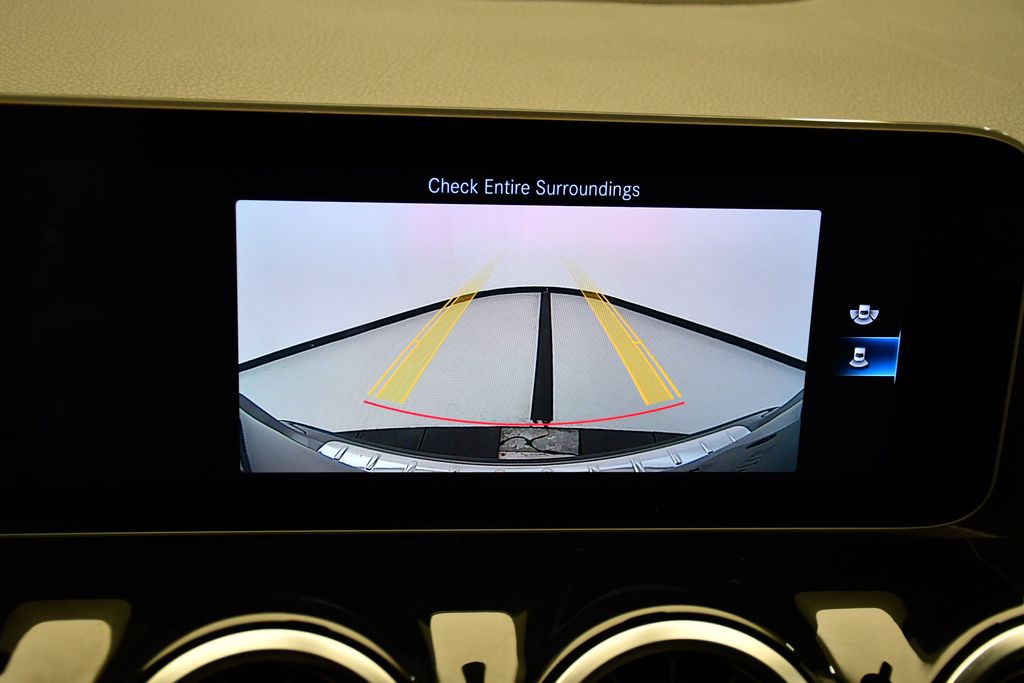 2021 Mercedes-Benz GLA 250 4MATIC 26