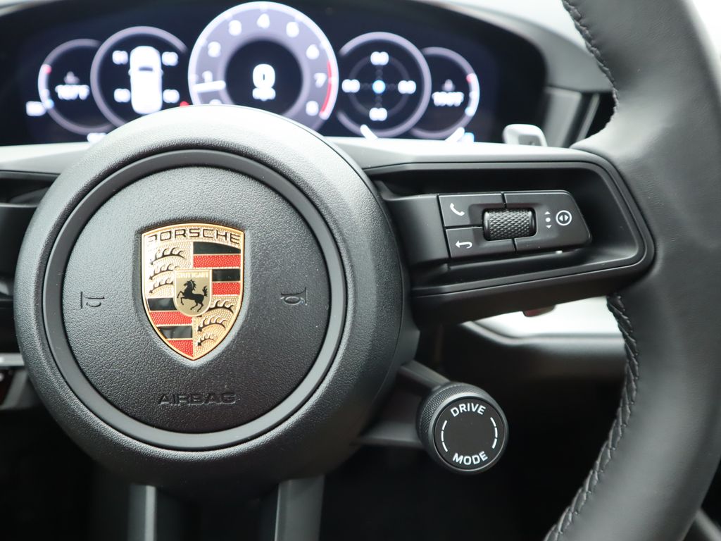 Thumbnail: 2024 Porsche Cayenne - 15