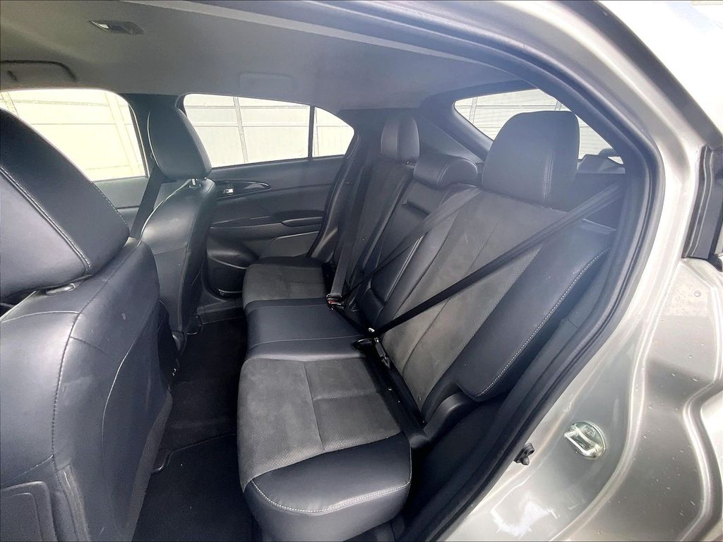 2024 Mitsubishi Eclipse Cross — photo 15