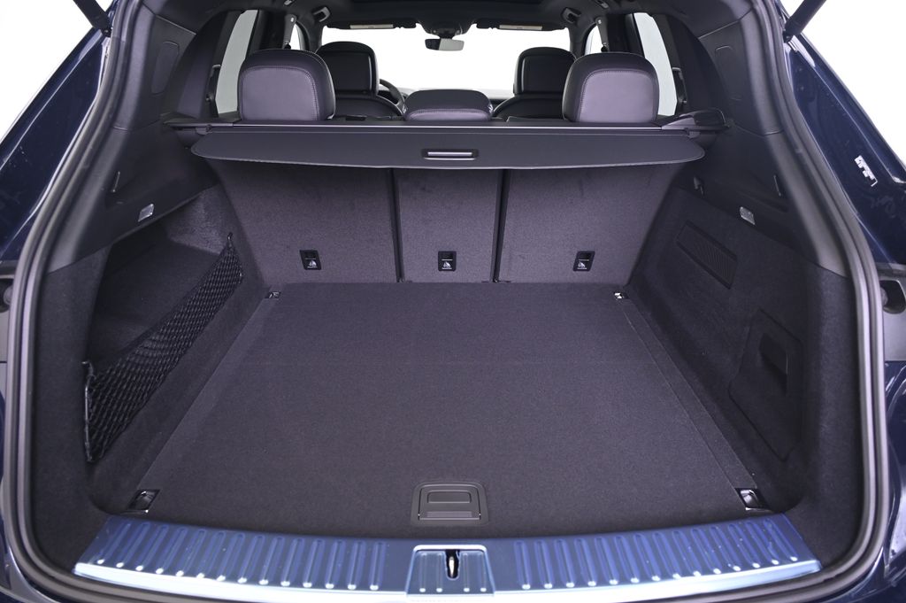 Thumbnail: 2026 Porsche Cayenne - 19