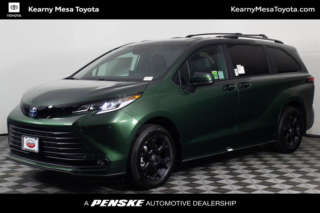 2025 Toyota Sienna L -
                  San Diego, CA