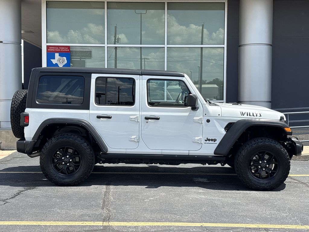 Used 2024 Jeep Wrangler SUV