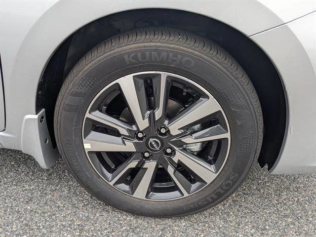 New 2025 Nissan Versa Sedan