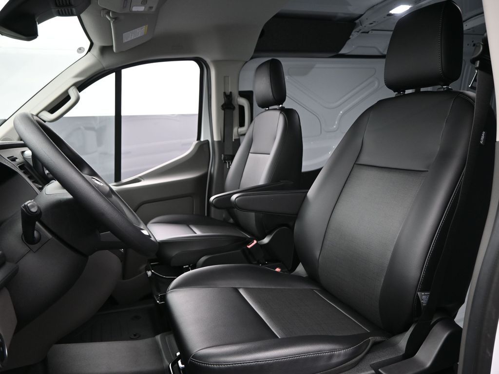 2025 Ford Transit 350
