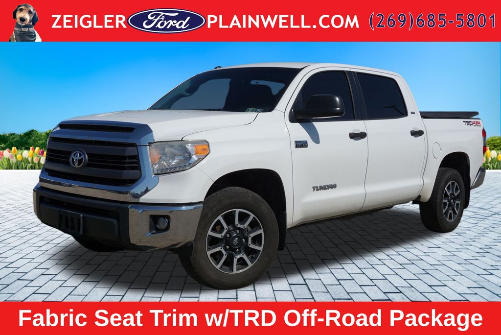 Super White 2015 Toyota Tundra Pickup Truck Four-Wheel Drive 6-Speed Automatic Overdrive