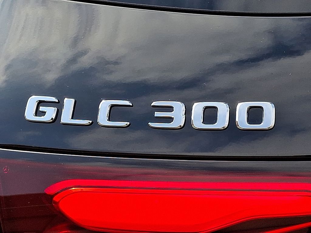 Thumbnail: 2025 Mercedes-Benz GLC - 24