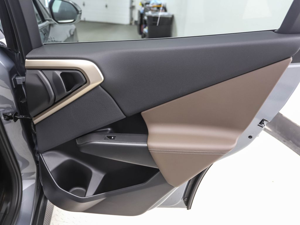 Thumbnail: 2025 BMW X3 - 23