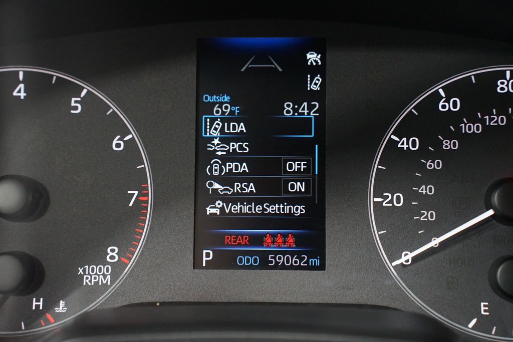 Thumbnail: 2023 Toyota Corolla - 16