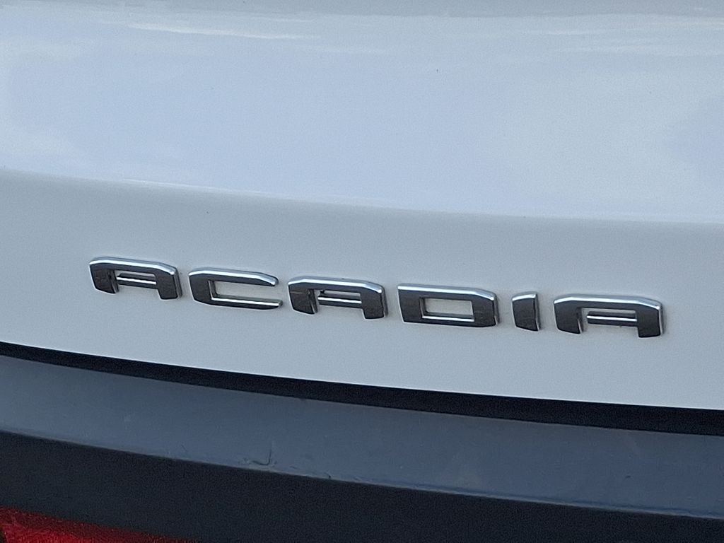 Thumbnail: 2023 GMC Acadia - 32