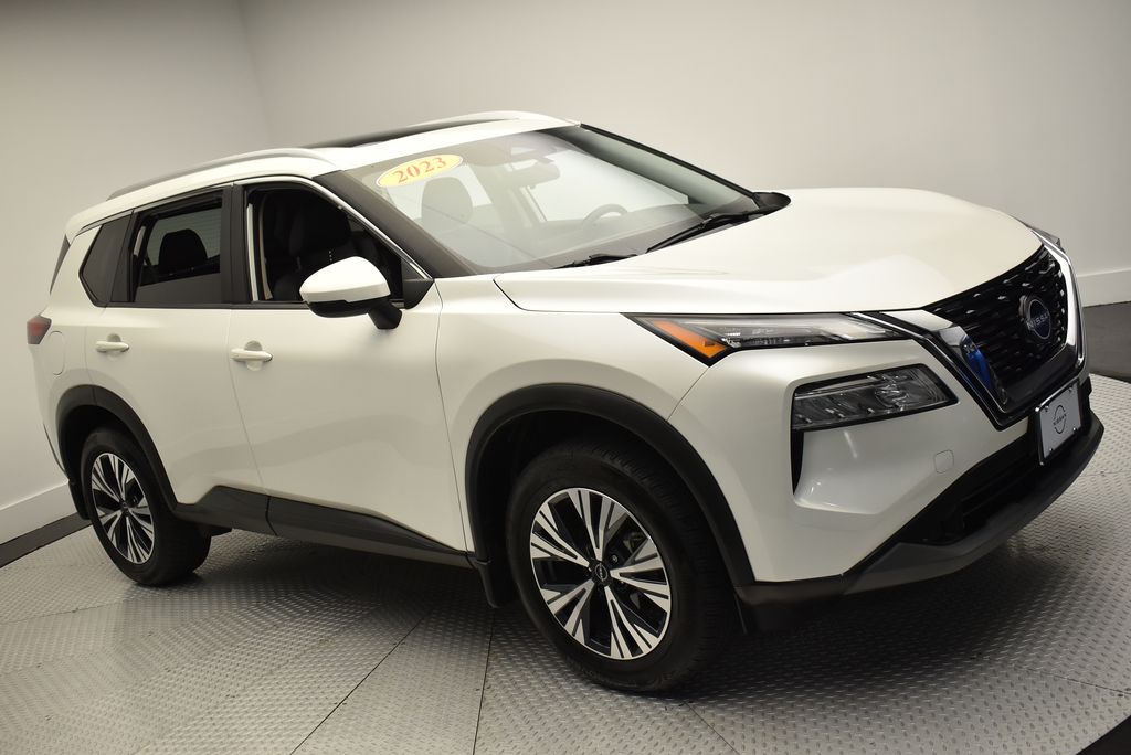 Thumbnail: 2023 Nissan Rogue - 3