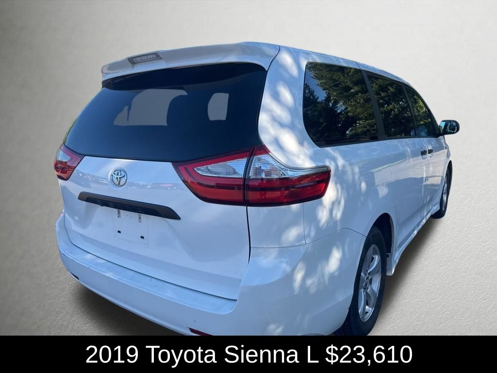 View vehicle photo 3