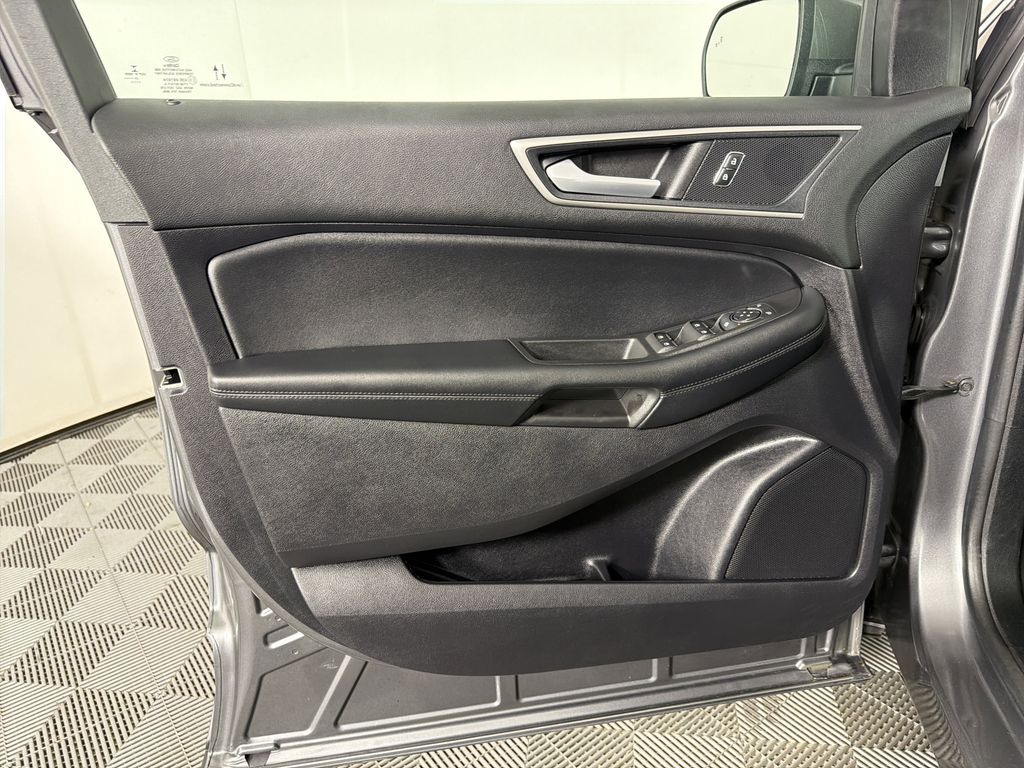 used 2021 Ford Edge car, priced at $20,900