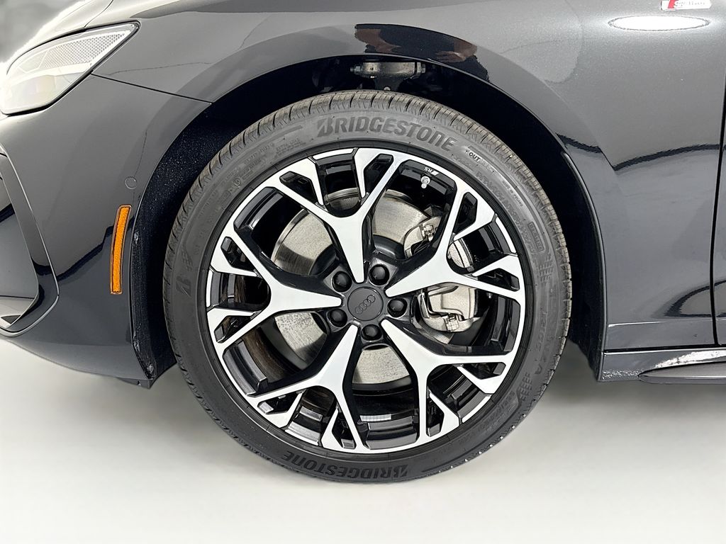 Thumbnail: 2026 Audi A6 - 32