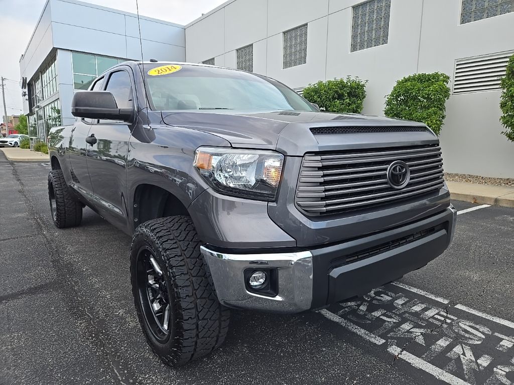 Thumbnail: 2014 Toyota Tundra - 9