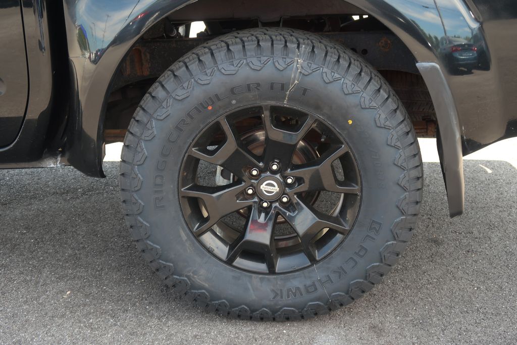 2020 Nissan Frontier Crew Cab SV 4x4