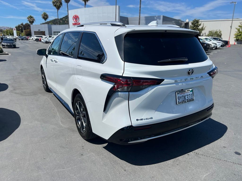 Used 2026 Toyota Sienna Van