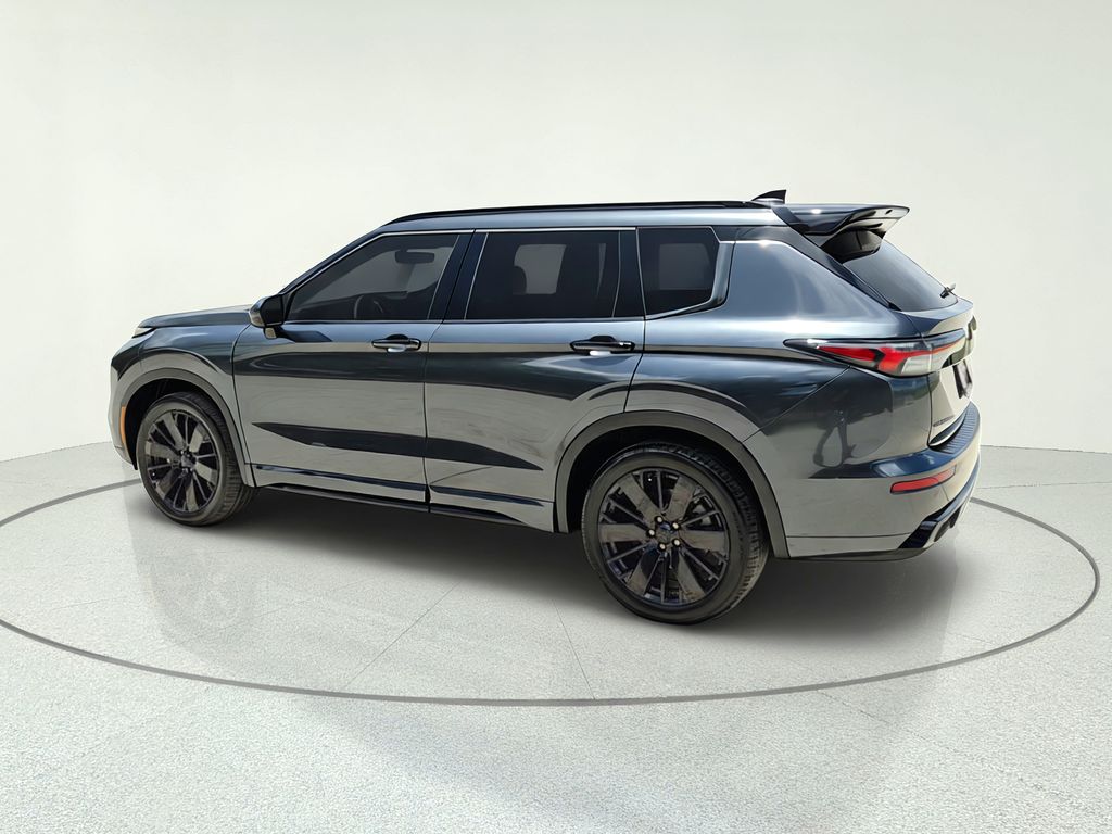 2026 Mitsubishi Outlander Black Edition Gray at North Houston Mitsubishi