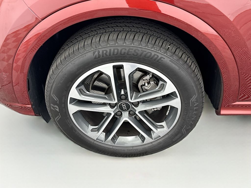 Thumbnail: 2025 Audi Q5 - 29