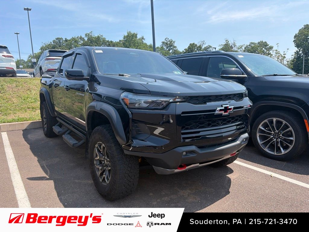 Black 2024 Chevrolet Colorado Pickup Truck Four-Wheel Drive 8-Speed Automatic