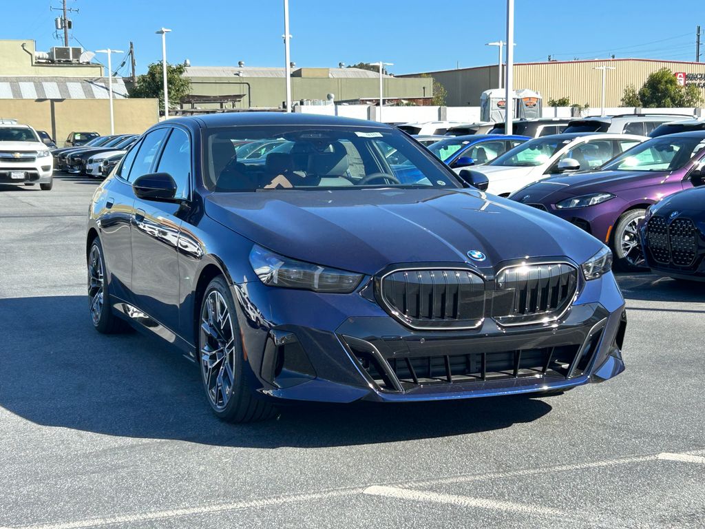 Thumbnail: 2026 BMW 5 Series - 7