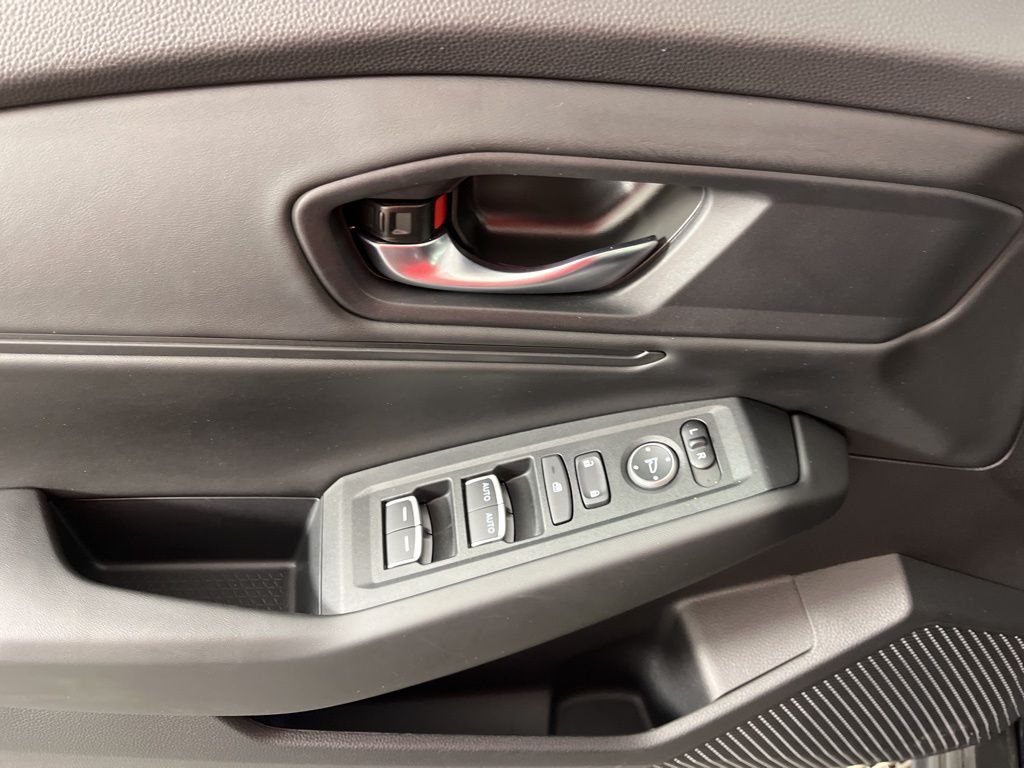 Thumbnail: 2025 Honda Accord - 24