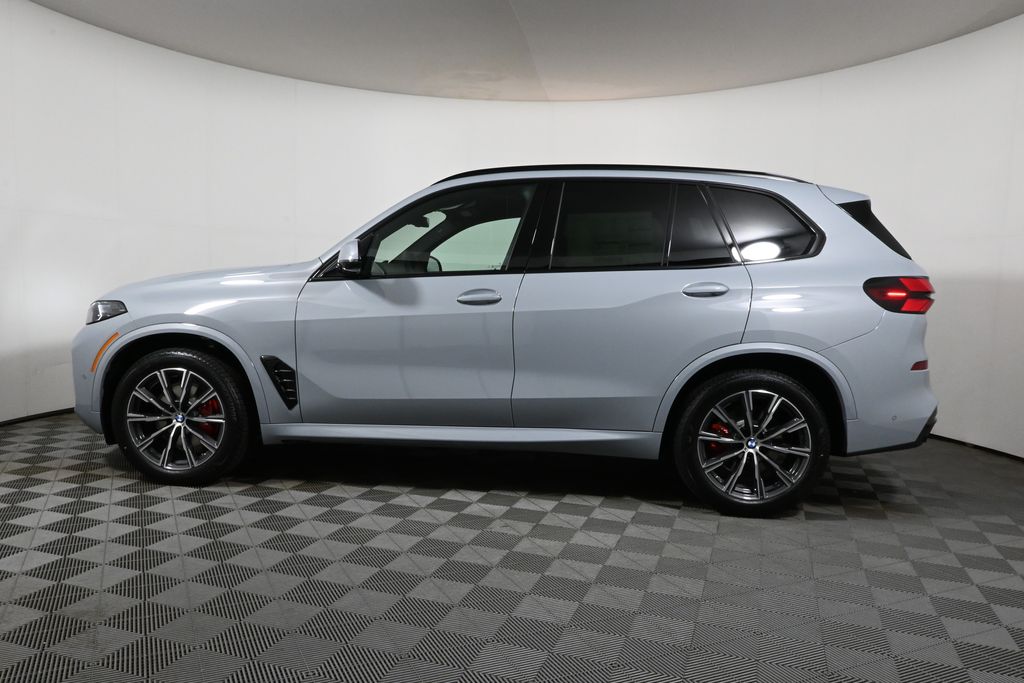 Thumbnail: 2026 BMW X5 - 2