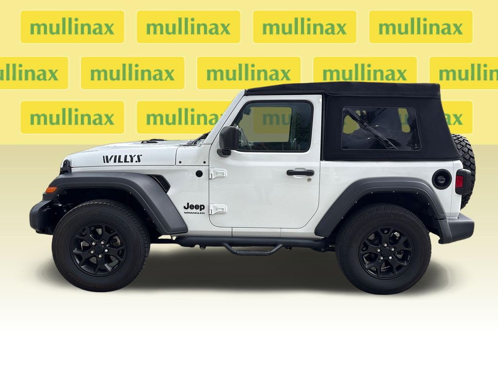 Used 2022 White Jeep Willys image 14