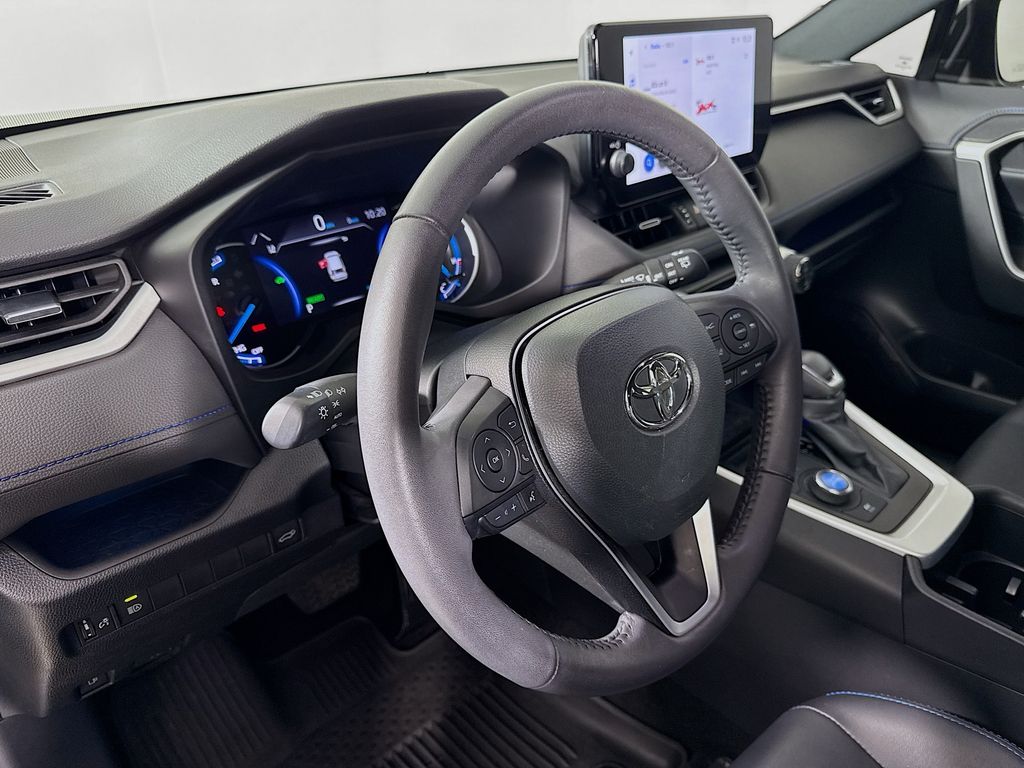Thumbnail: 2023 Toyota RAV4 - 9
