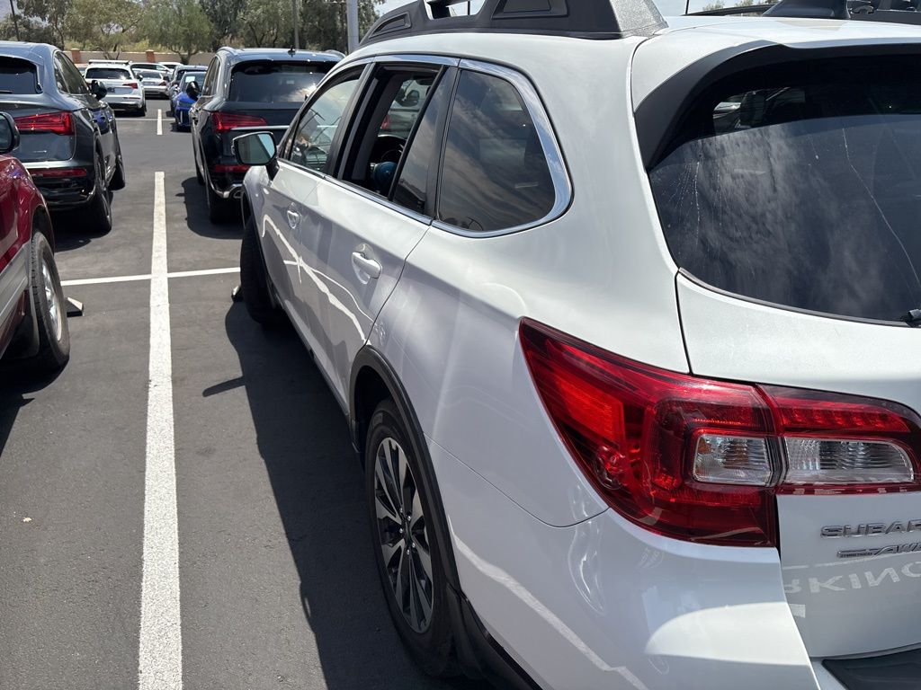 Thumbnail: 2016 Subaru Outback - 6