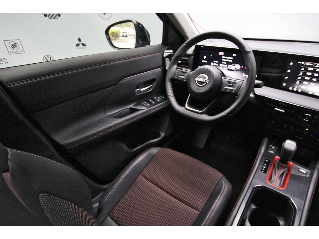 2027 Nissan Kicks SR  at Central Houston Nissan