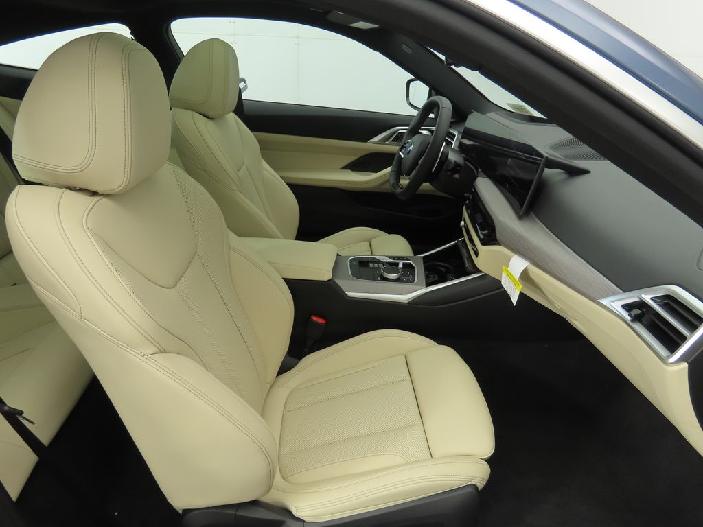 Thumbnail: 2026 BMW 4 Series - 21