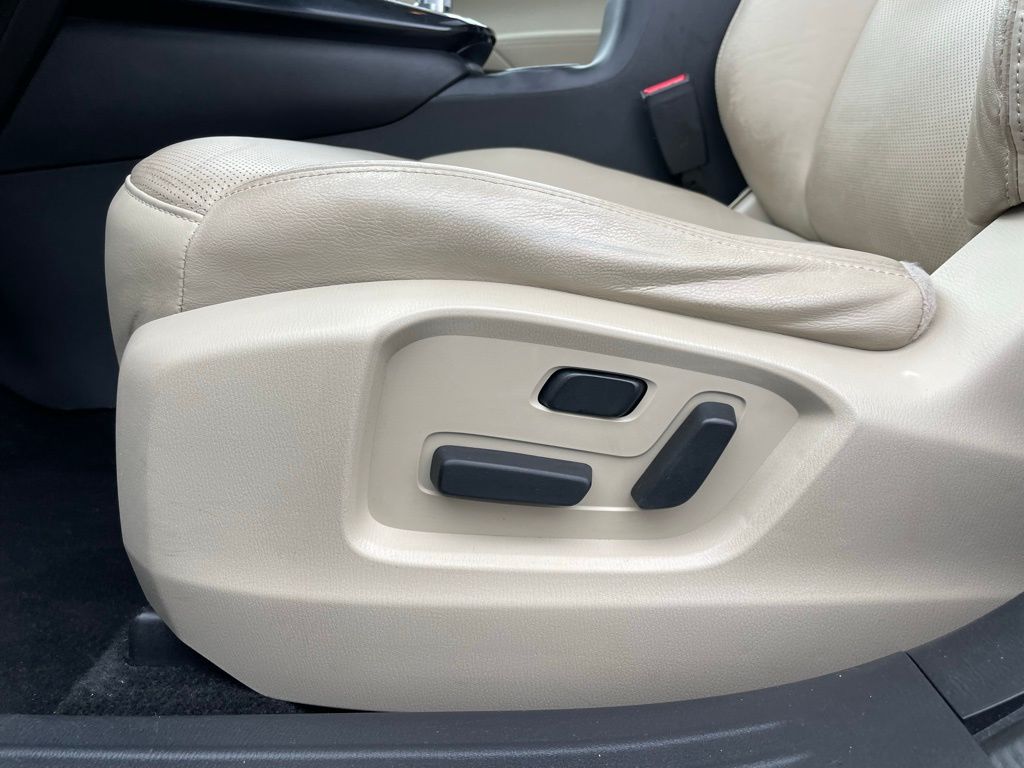 Thumbnail: 2016 Mazda CX-9 - 24