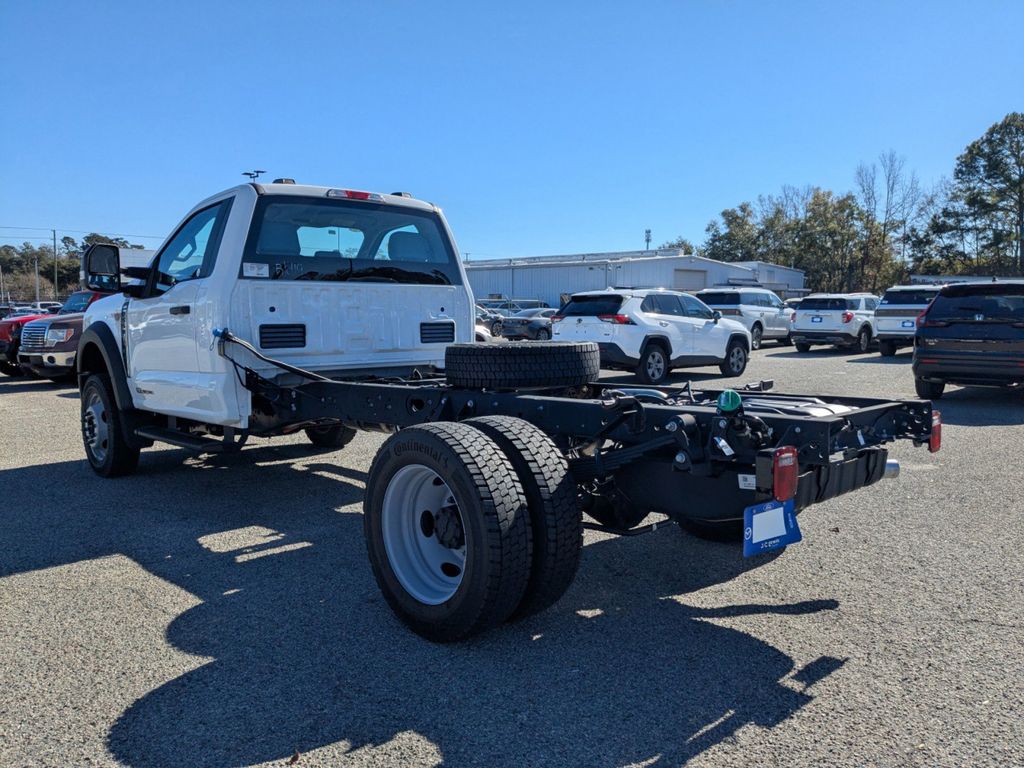 2025 Ford F-550 Chassis XL