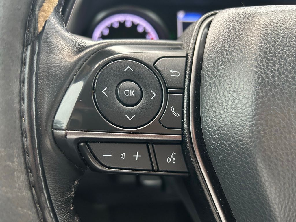 Thumbnail: 2023 Toyota Camry - 20