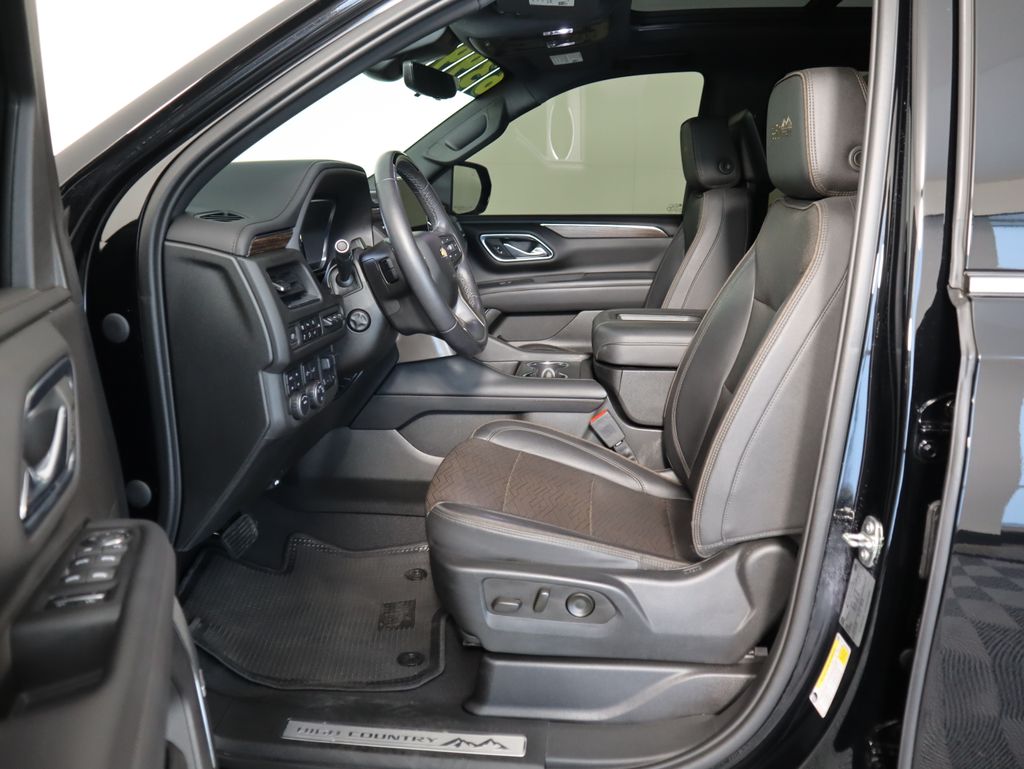 Thumbnail: 2023 Chevrolet Tahoe - 20