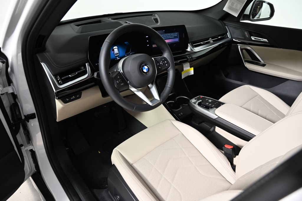 Thumbnail: 2025 BMW X1 - 15